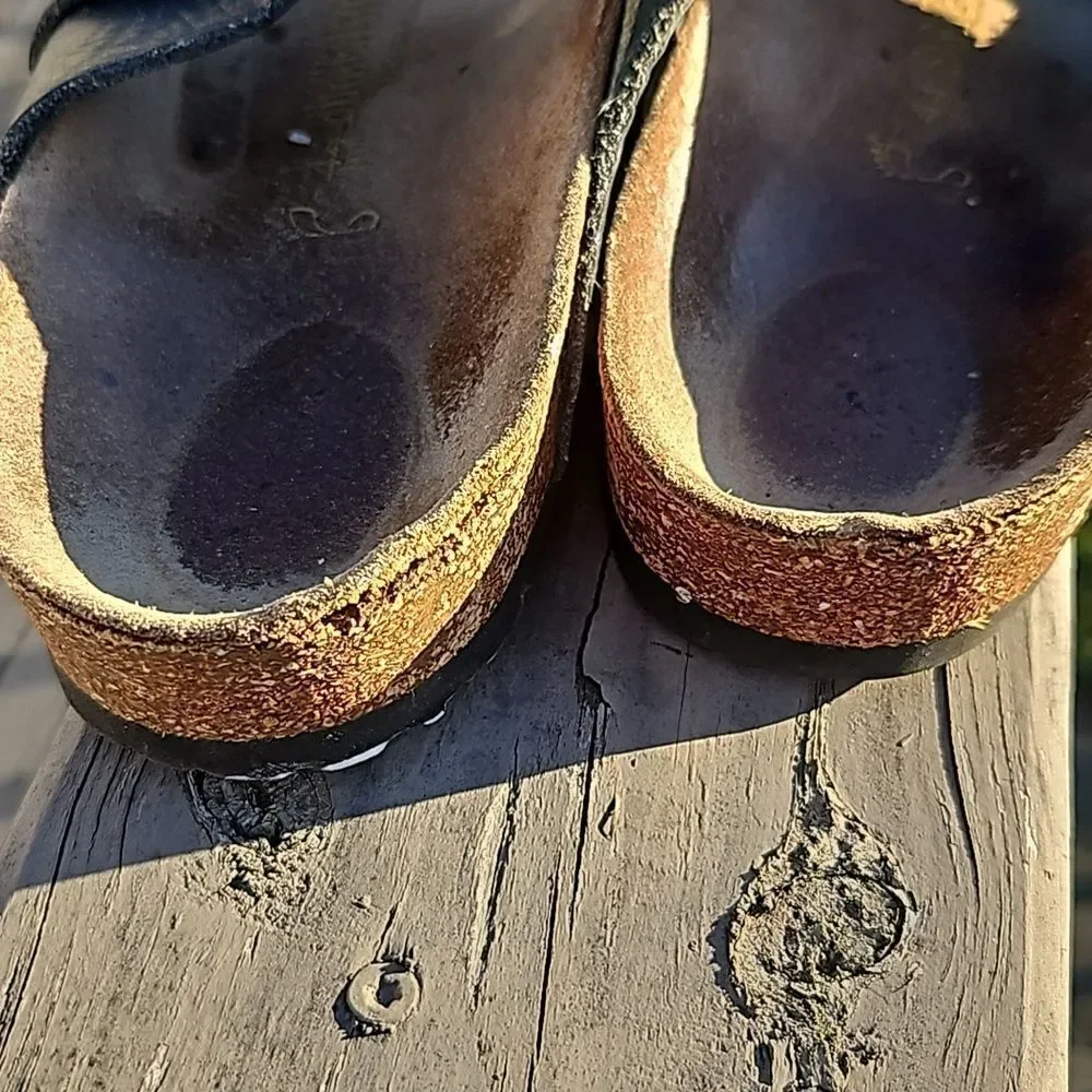 Birkenstock Arizona Black leather sandals size 44 / M 11